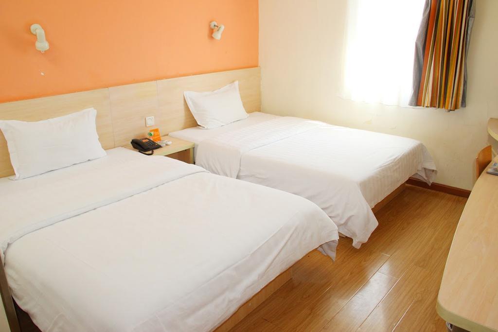 7Days Inn Guangzhou Tianhe Tangxia Junjing Huayuan Exterior photo
