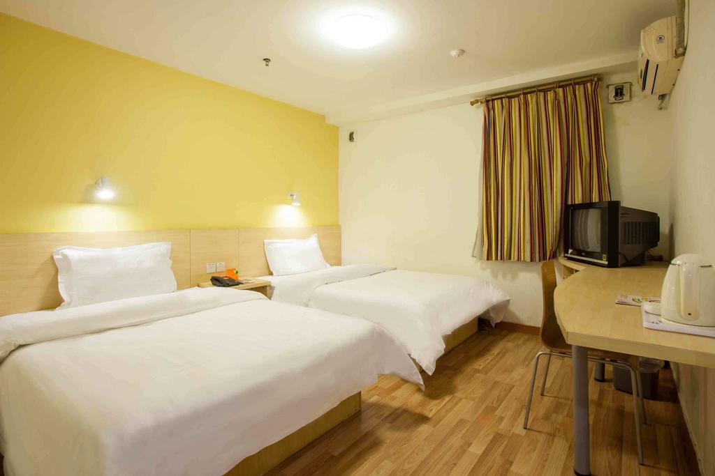 7Days Inn Guangzhou Tianhe Tangxia Junjing Huayuan Room photo
